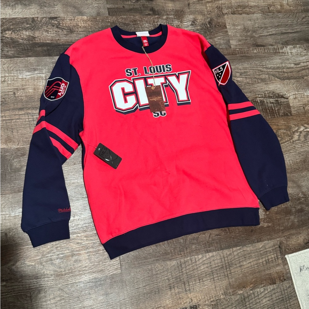 NWT men’s XXL St. Louis city sweatshirt